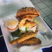 fresco La Manzanilla burger.jpg